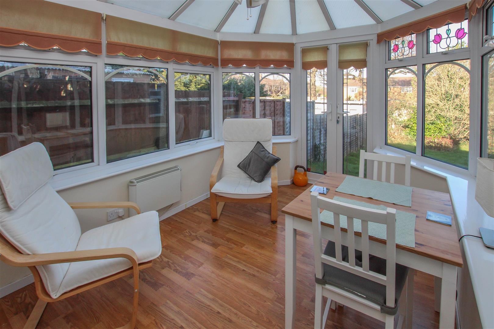 Kelvedon Close, Hutton, Brentwood Keith Ashton